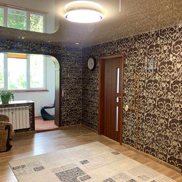 Трикімнатна квартира на Південній