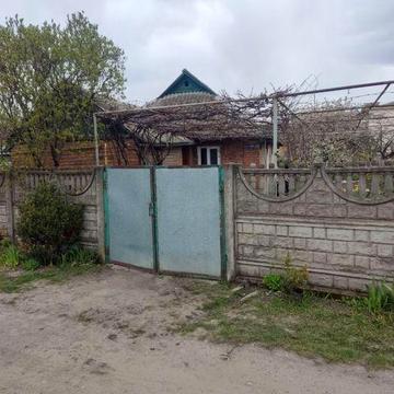 Продам будинок з ділянкою