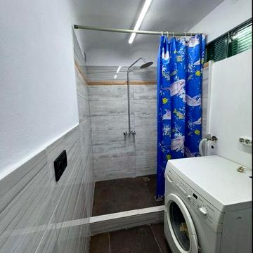 1-кім. квартира-студія, вул. Богдана Хмельницького. Вільна з 20.05