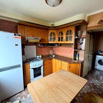 Продам 3-х кім. квартиру в центрі Боярки! Без комісії!