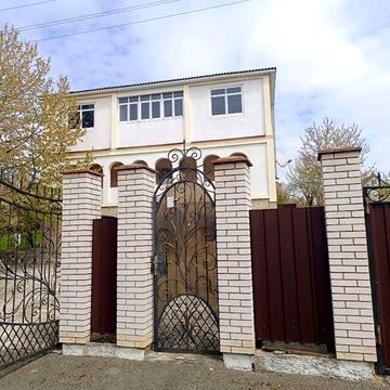 Продається житловий будинок 5 хвилин до Центру