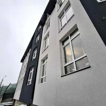 Квартира 10 хвилин пішки до метро АКАДЕММІСТЕЧКО.Без комісії покупцеві