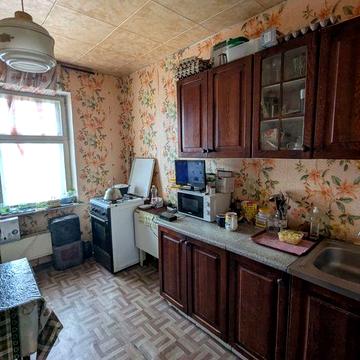 Продається велика 1 кімнатна квартира Ушакова 16 Академмістечко метро