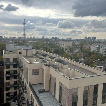 3х кімнатна квартира в м. Киів метро Сирець