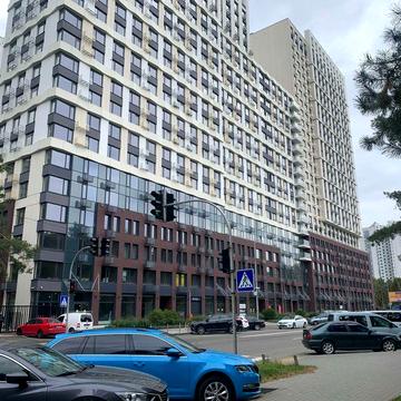 Продаж 2к квартири 77.7 кв. м на вул. Князя Романа Мстиславича 22 ЖК Новий Автограф
