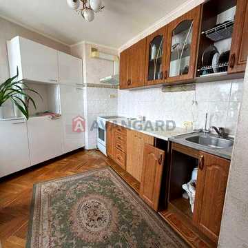 Продаж 3-к квартири метро Мінська