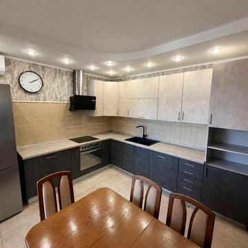 Продаж 3-х кімнатної квартири 92 кв.м. з ДБЖ  вул. Драгоманова 12А