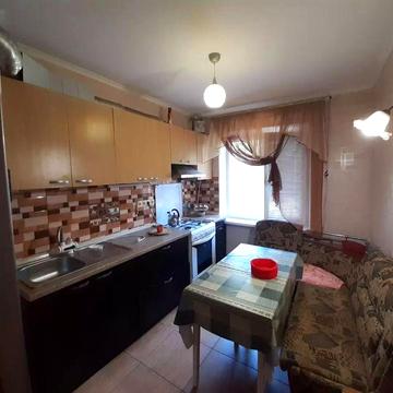 3к квартира в центре 1 этаж