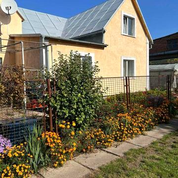 Продаж будинку поряд м.Шептицький