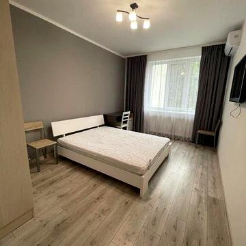 Здається 1 кімн. Кв. В центрі вул. Підгірна з 10.05