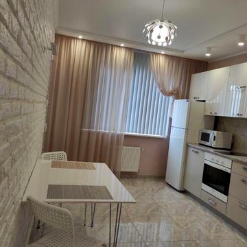 Сдам 1 ком квартиру на Сахарова,с ремонтом