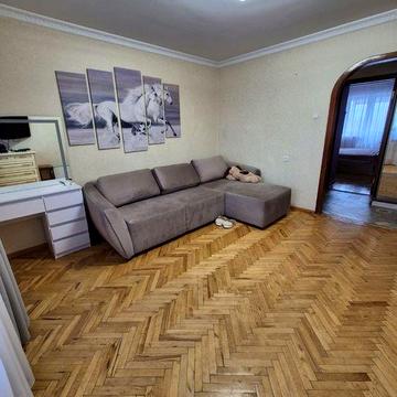 Самий центр міста! Здається 2к квартира з ремонтом. Можна з дітьми, можна з твариною!