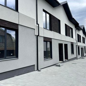 Таунхаус в Ірпені з центральними  комунікаціями  , ГАЗ ,