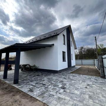 Двоповерховий будинок  125 м2,з великою земельною ділянкою