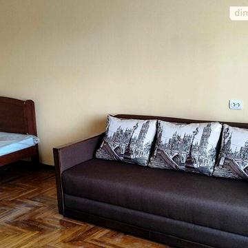 Довгострокова оренда 1к Квартира Сяйво вулиця