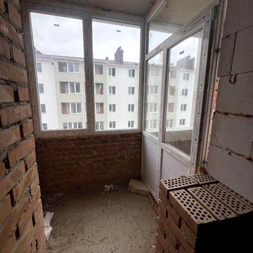 .ЗДАНИЙ БУДИНОК НА ГАЗУ! ТЕРМІНОВО! Велика однокімнатна квартира!