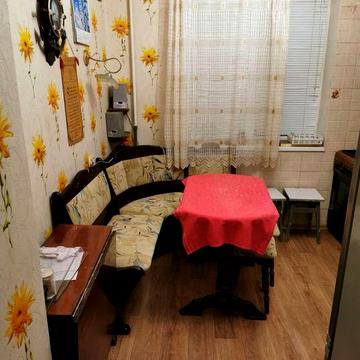 Продається  3х кімнатна Квартира по вул.Миру14