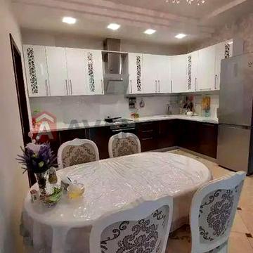 Продам 4к квартиру.Не высокий 5й этаж.Монолит.Панорама.ЖК Панорама.Соборный р-н 19499$