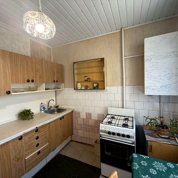 Продам 3к квартира Янтарная 83 Клочко