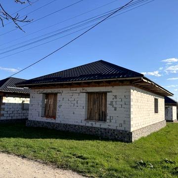 Продається будинок недобудований
