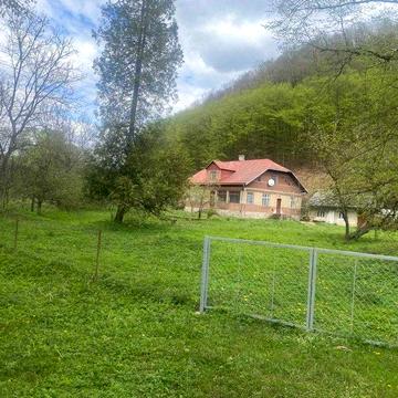 Продається житловий будинок 113.5 м.кв смт. Коропець