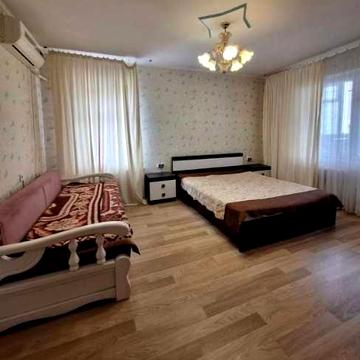 Продажа Таирова  1-комнатная квартира Уютная Просторная Две лоджии Мебель Отличнейшая локация?