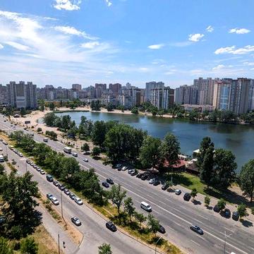 Оренда 2-к 75кв.м.  Ревуцького вул. 5  метро Харківська, Позняки. / гарний стан/
