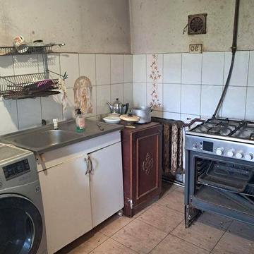 Продаю будинок в районі ЦРЛ