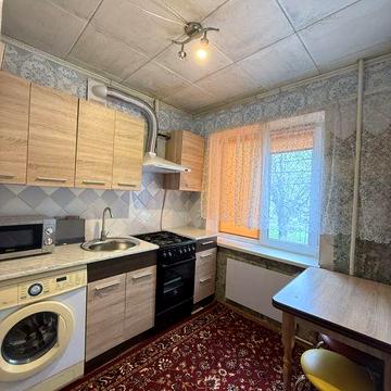 Оренда 2к квартири вул. Яновського