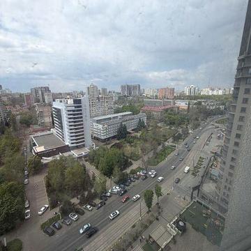 36 Перлина квартира з лоджиею і видом на Генуезьку . ЖК 36 Перлина