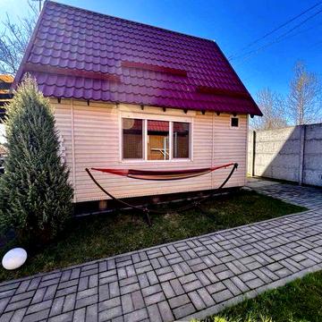 Продам гарний будинок в місті на 5 причалі. Терміново!