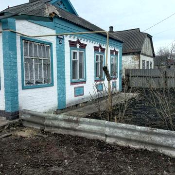 Продам великий будинок знаходиться біля центра  Сахновщина.