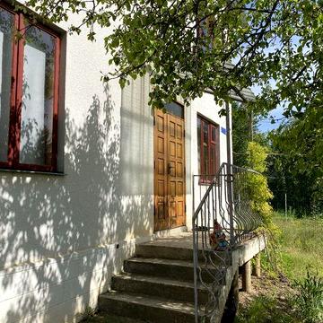 Будинок на вул. Жасмінній на дві сімʼї