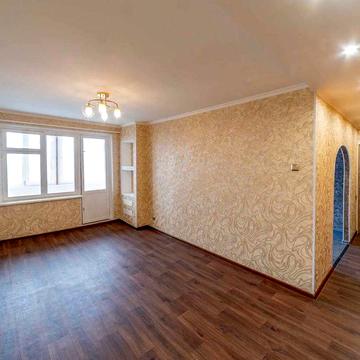 Продаж трикімнатної квартири по вул. Колодязній(л1)