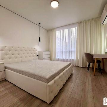 Велика 1км квартира з балконом ,2поверх ЖК IQ House