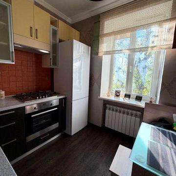 Сдам 2к квартиру в центре, ул. Чернышевская, 95