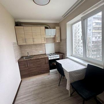Продаж 2кімн.кв на Космосі вул.Чумаченка 5/5 (окремі кімнати)
