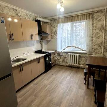Оренда 3к квартири біля ст.метро