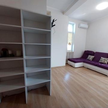 Світлицького вул., 35