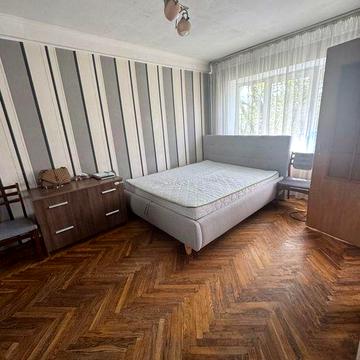 2 кімнатна. Вулиця Пражська 29/1. Дарницька площа