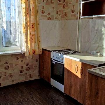 Сдам 1-комнатную квартиру на ул. Высоцкого, 7 (поселок Котовского). ГАЗ!
