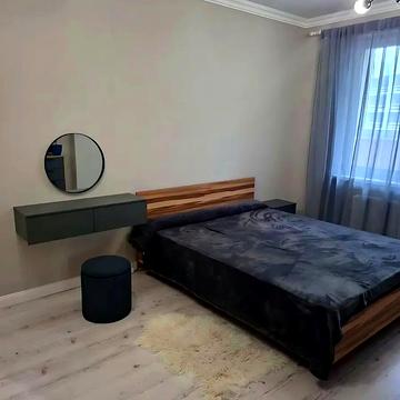 Академіка Глушкова просп., 9-Д
