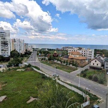 3 кімнатна квартира з панорамним видом на море , якісним ремонтом та безперебіним живленням