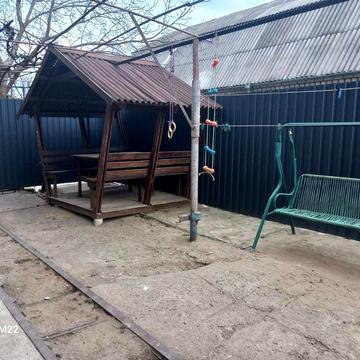 Сдам будинок з усіма зручностями