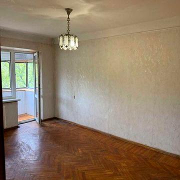 Затишна 2-кімнатна квартира на Братиславській 18Б, Деснянський район, Братиславьска 18 - Б, метро Дарниця Лісова Ринок Юність розвинена інфраструктура