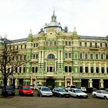 Соборна пл., 2