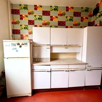 Продаж 2-кім. квартири пр-т Бажана 7 Б метро Вирлиця та Харківська.