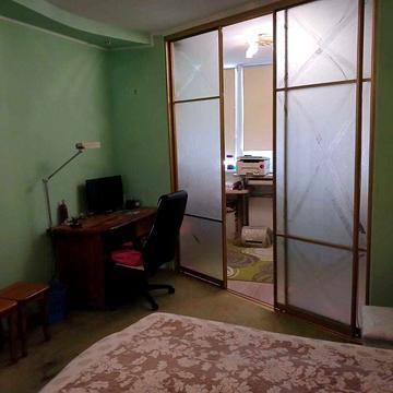 Продам квартиру Кондратьева 144/3