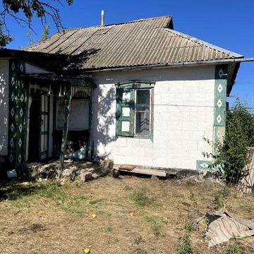 Продам Срочно  дом с. Радянка от пгт Солоне 7 км