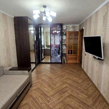 Продаж 2кім квартири з гаражем. Розглядаємо сертифікати за зруйноване житло